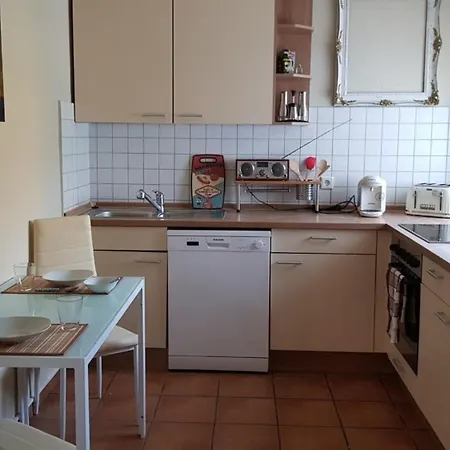 Wiesenglueck In Direkter Naehe Zum Krankenhaus * 민덴